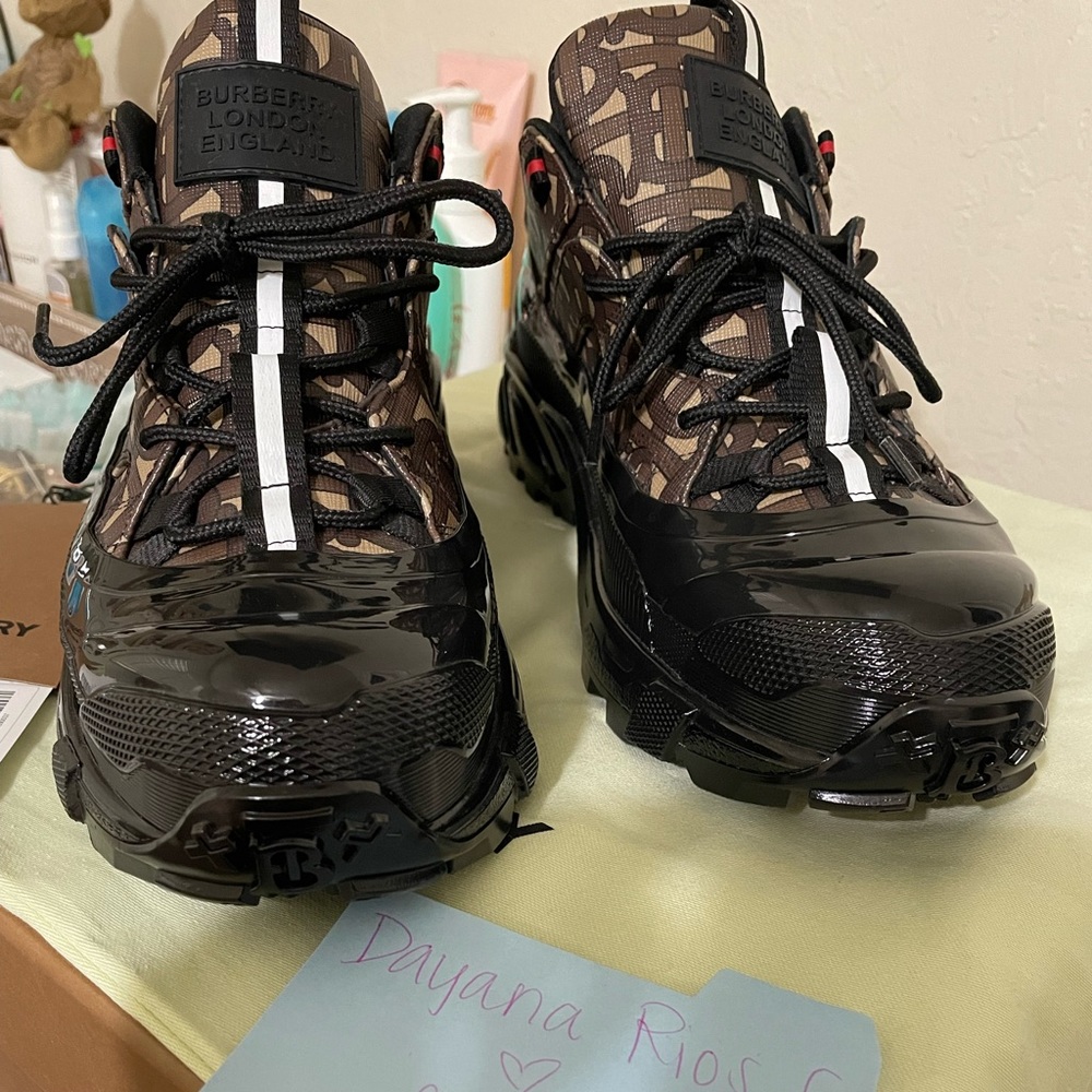 Monogram print Arthur Sneakers - Picture 9 of 11